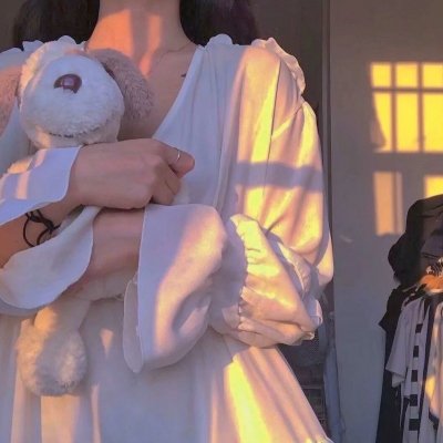 瓦莱莉和她的奇迹一周